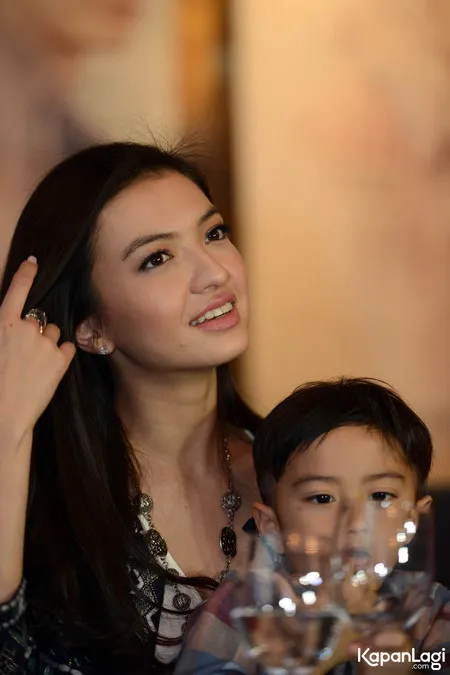 Foto Raline Shah