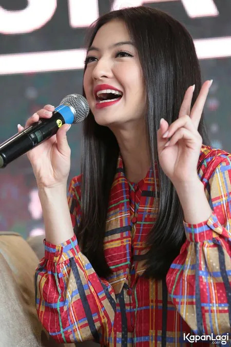 Foto Raline Shah