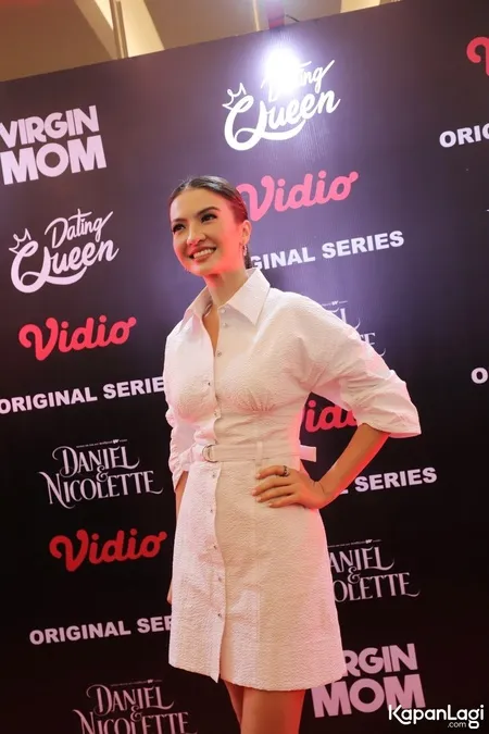 Foto Raline Shah