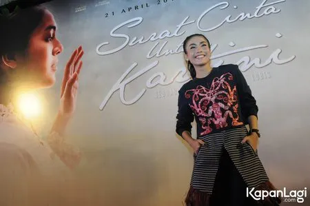 Foto Rania Putri Sari