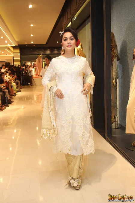 Foto Raslina Rasyidin