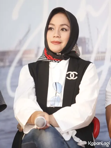 Foto Raslina Rasyidin