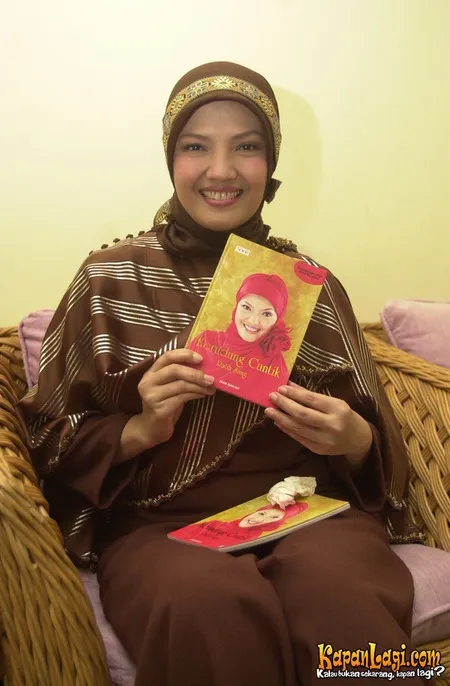 Foto Ratih Sanggarwati