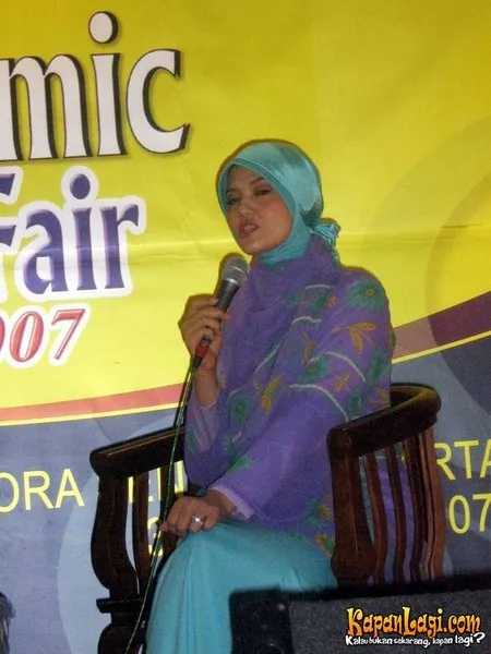 Foto Ratih Sanggarwati