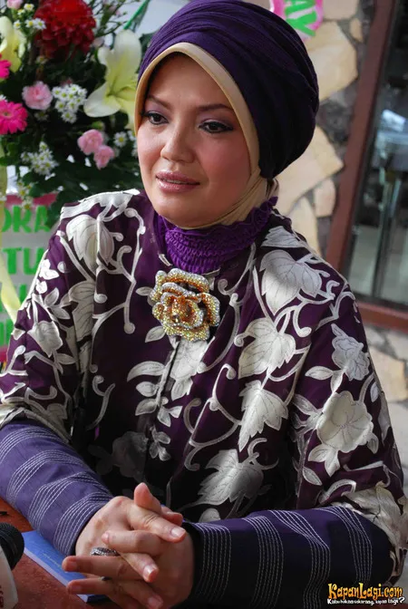 Foto Ratih Sanggarwati