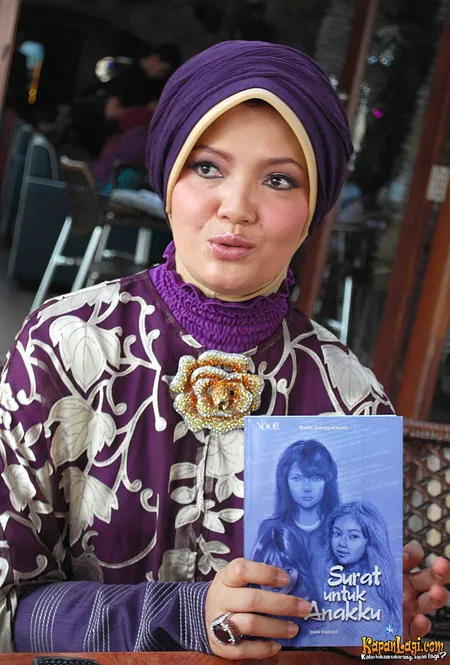 Foto Ratih Sanggarwati