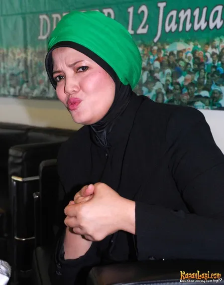 Foto Ratih Sanggarwati