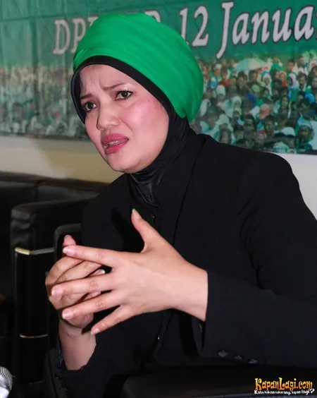 Foto Ratih Sanggarwati