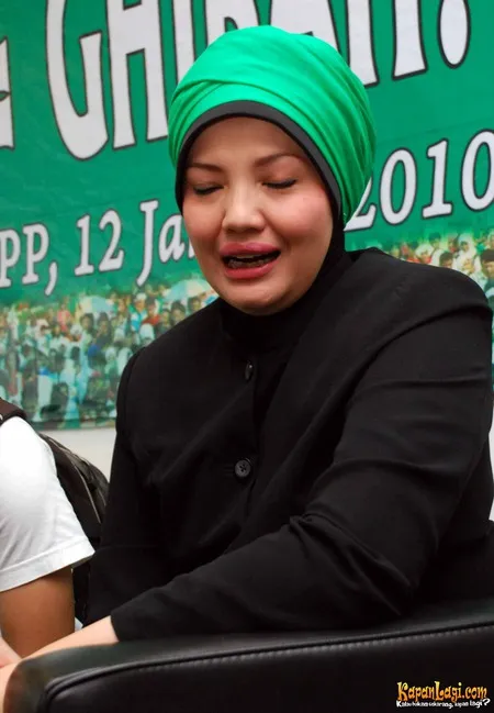 Foto Ratih Sanggarwati