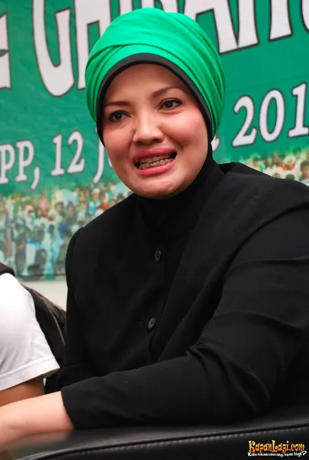 Foto Ratih Sanggarwati