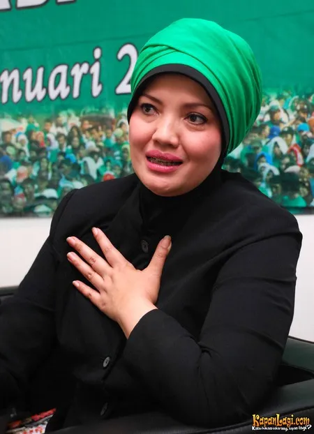 Foto Ratih Sanggarwati