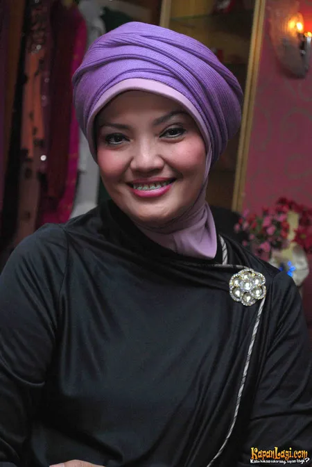 Foto Ratih Sanggarwati