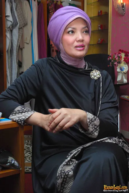 Foto Ratih Sanggarwati