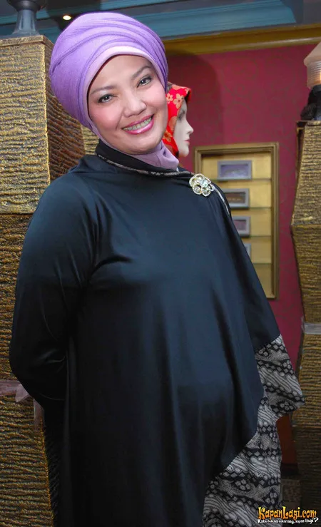 Foto Ratih Sanggarwati