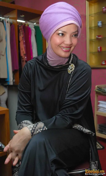 Foto Ratih Sanggarwati