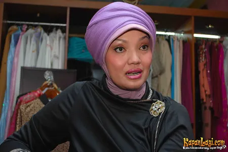 Foto Ratih Sanggarwati