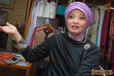 Foto Ratih Sanggarwati