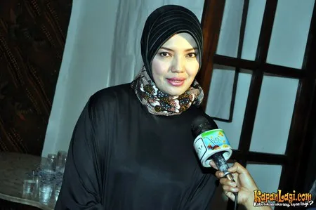 Foto Ratih Sanggarwati