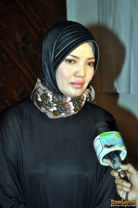 Foto Ratih Sanggarwati