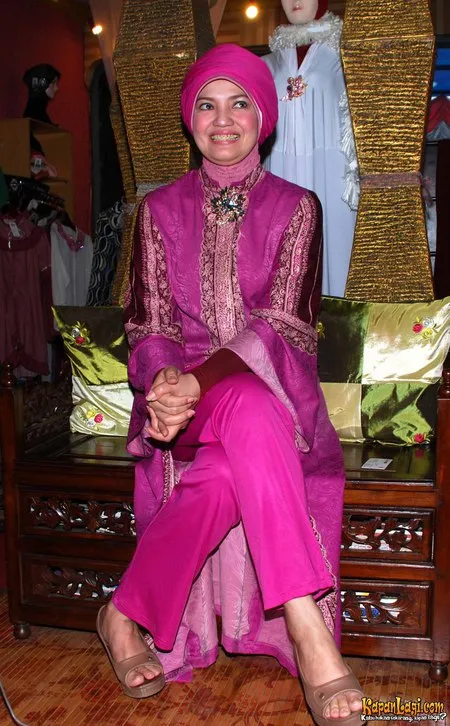 Foto Ratih Sanggarwati