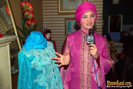 Foto Ratih Sanggarwati