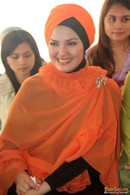 Foto Ratih Sanggarwati
