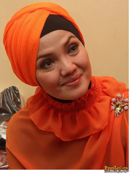 Foto Ratih Sanggarwati