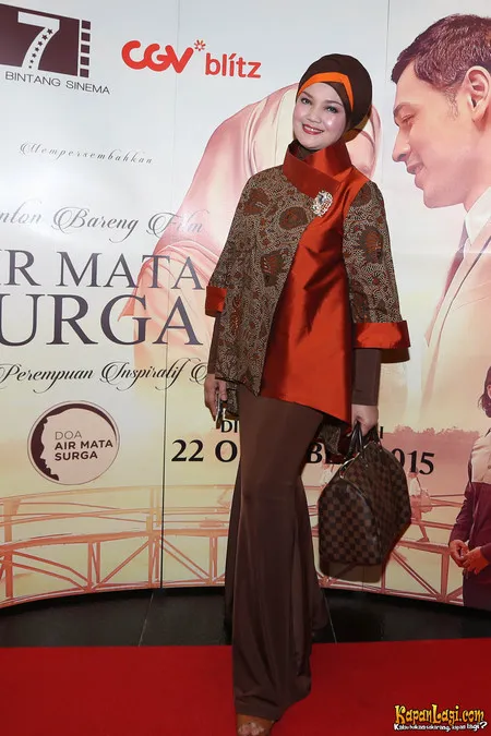 Foto Ratih Sanggarwati