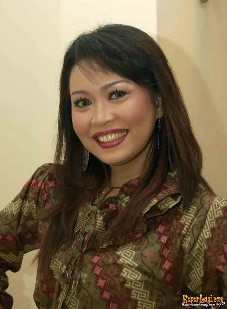 Foto Ratna Listy