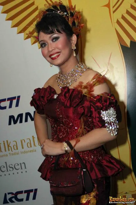 Foto Ratna Listy