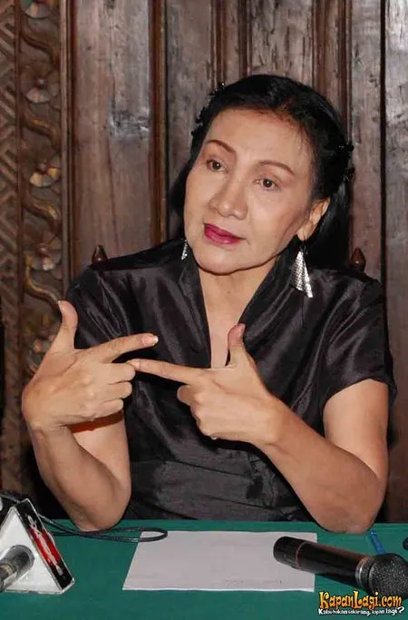 Foto Ratna Sarumpaet