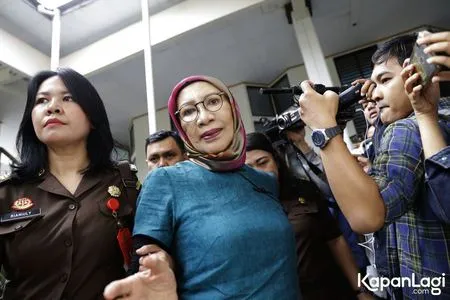 Foto Ratna Sarumpaet