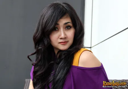 Foto Ratu Dewi