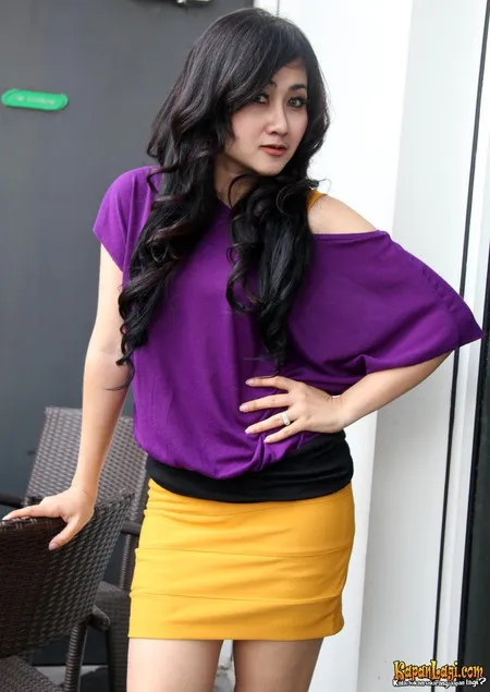 Foto Ratu Dewi