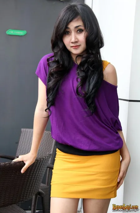 Foto Ratu Dewi