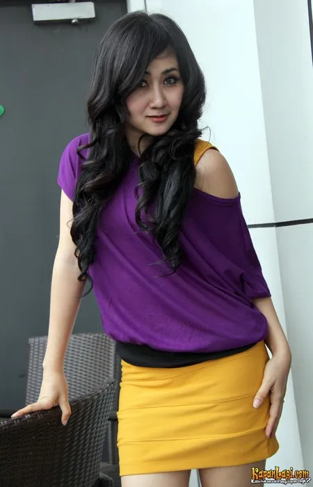 Foto Ratu Dewi