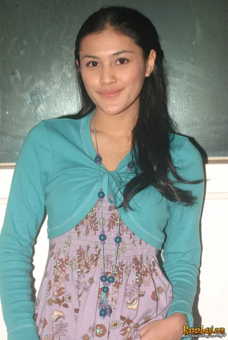 Foto Ratu Dewi Anandita