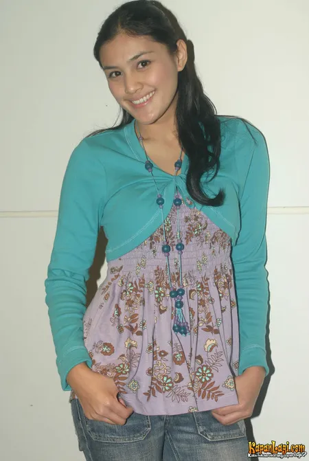 Foto Ratu Dewi Anandita