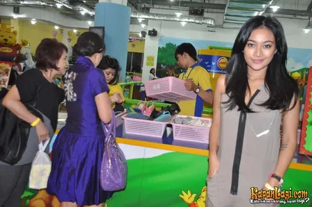 Foto Ratu Felisha