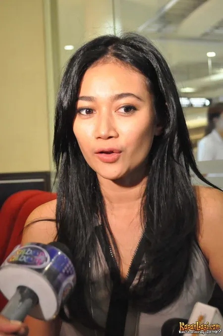 Foto Ratu Felisha