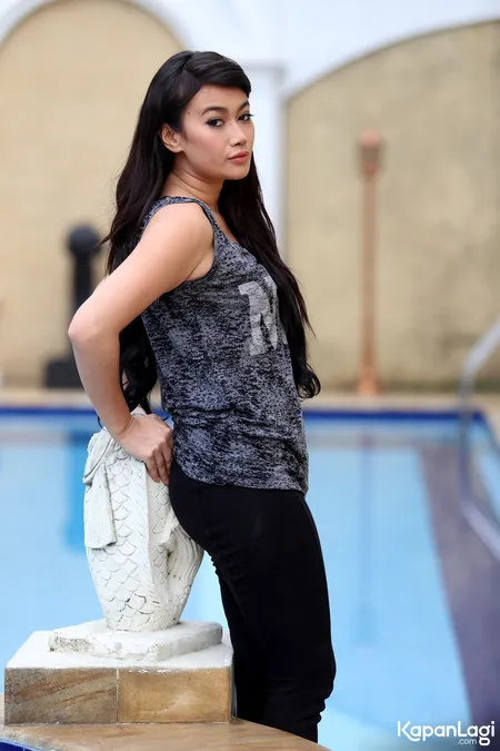 Foto Ratu Felisha