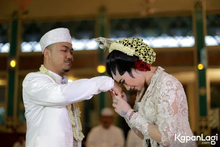 Foto Ratu Felisha