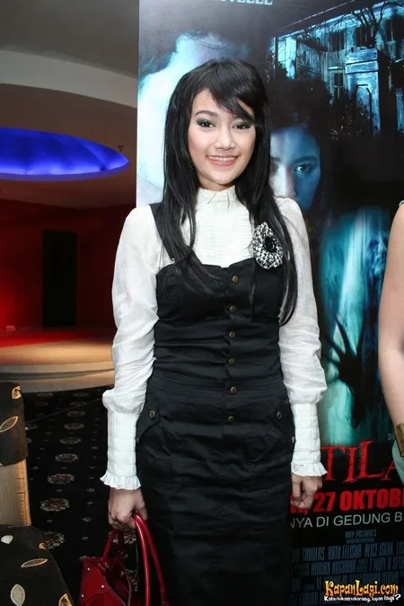 Foto Ratu Felisha