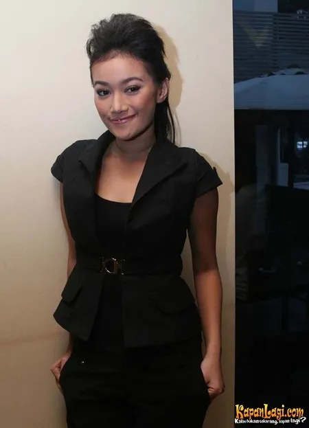 Foto Ratu Felisha