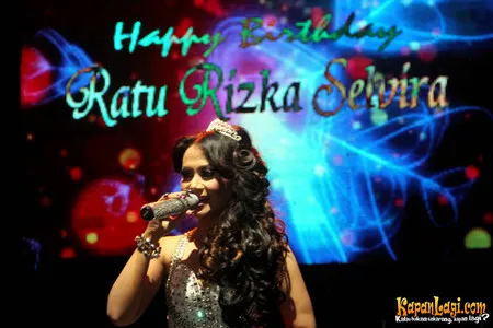 Foto Ratu Rizka Selvira