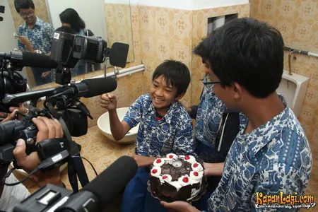 Foto Raza Super7