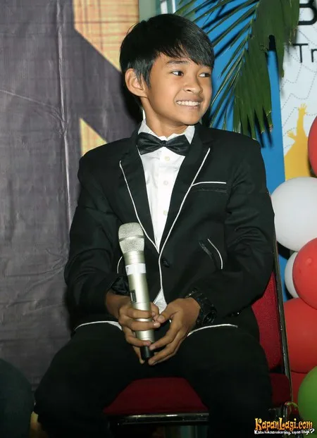 Foto Raza Super7