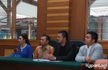 Foto Regina Andriane Saputri