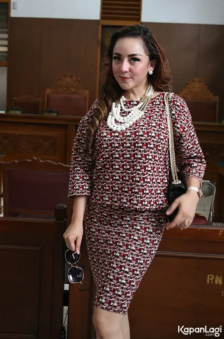 Foto Regina Andriane Saputri