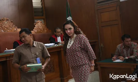 Foto Regina Andriane Saputri